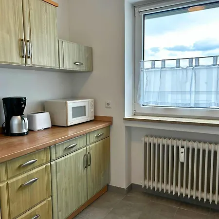 Monteurwohnungen Burchard I Paracelsus - Platz Fuer 5 Personen Appartement Coburg