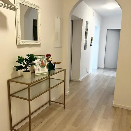 Monteurwohnungen Burchard I Paracelsus - Platz Fuer 5 Personen Appartement Coburg