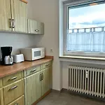 Monteurwohnungen Burchard I Paracelsus - Platz Fuer 5 Personen Apartment Coburg